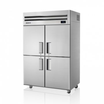 Skipio SFT454 Reach In Upright Freezer